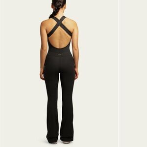 Brand new 437 The Sculpt Onesie